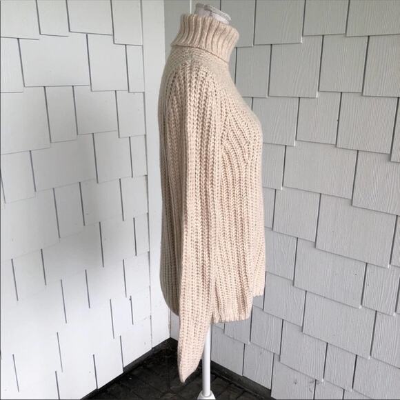 Lucky Brand Women's Oatmeal Chunky Traveling Ribbed Knit Turtleneck Sweater sz L - Picture 5 of 6